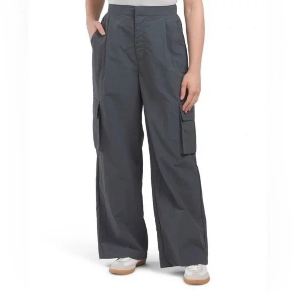 Anthropologie Wilo The Label Parachute Wide Leg Cargo Pants
Gunmetal